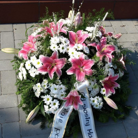 Wieniec 7 - margaretki i lilie